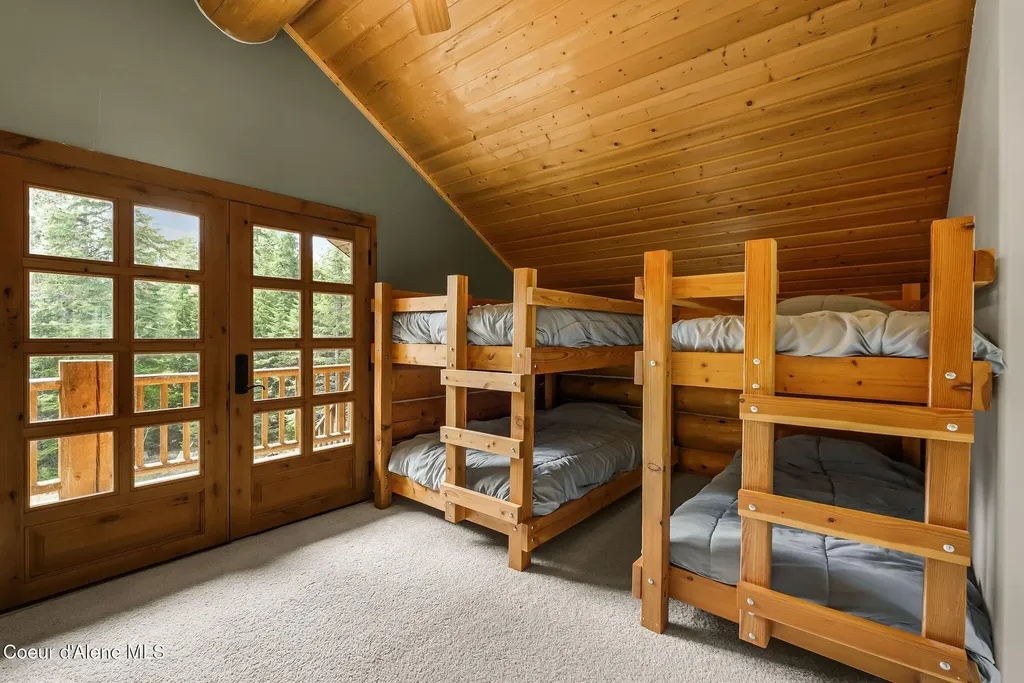 20 Larsen Ranch Lane Sandpoint ID 83864