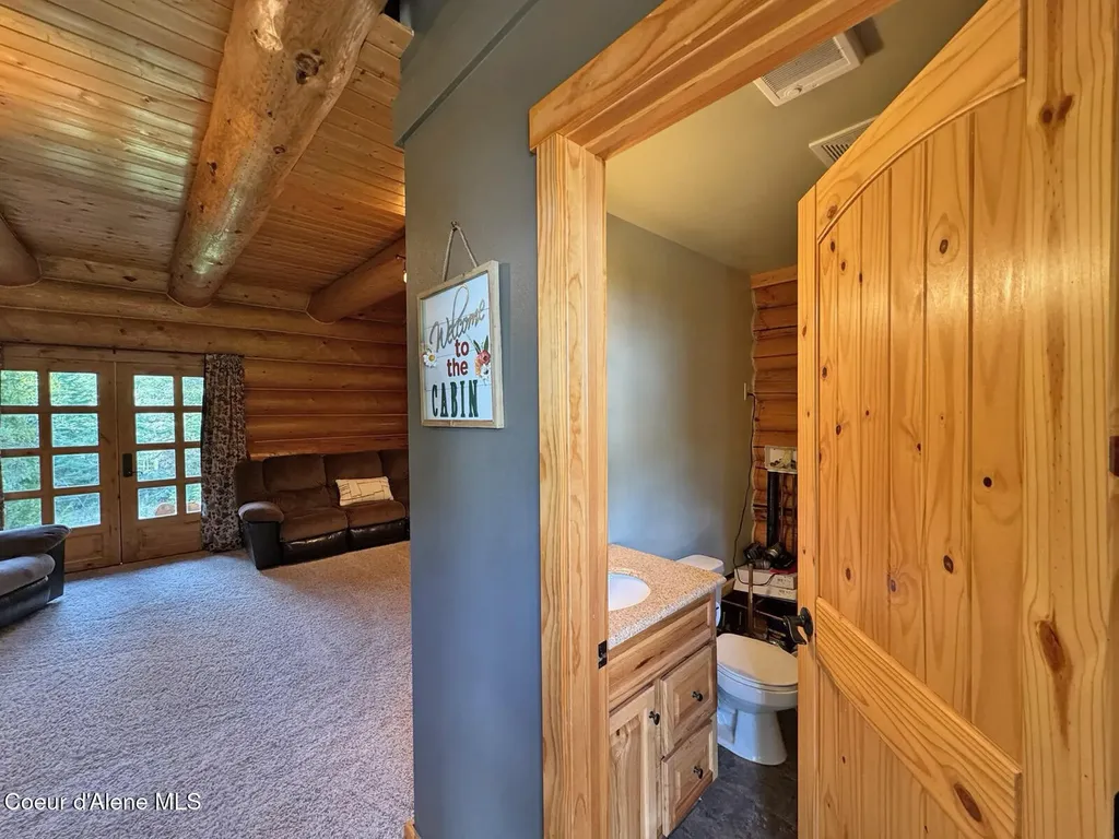 20 Larsen Ranch Lane Sandpoint ID 83864