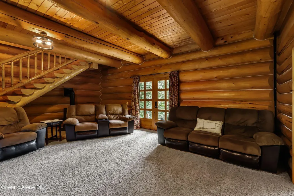 20 Larsen Ranch Lane Sandpoint ID 83864