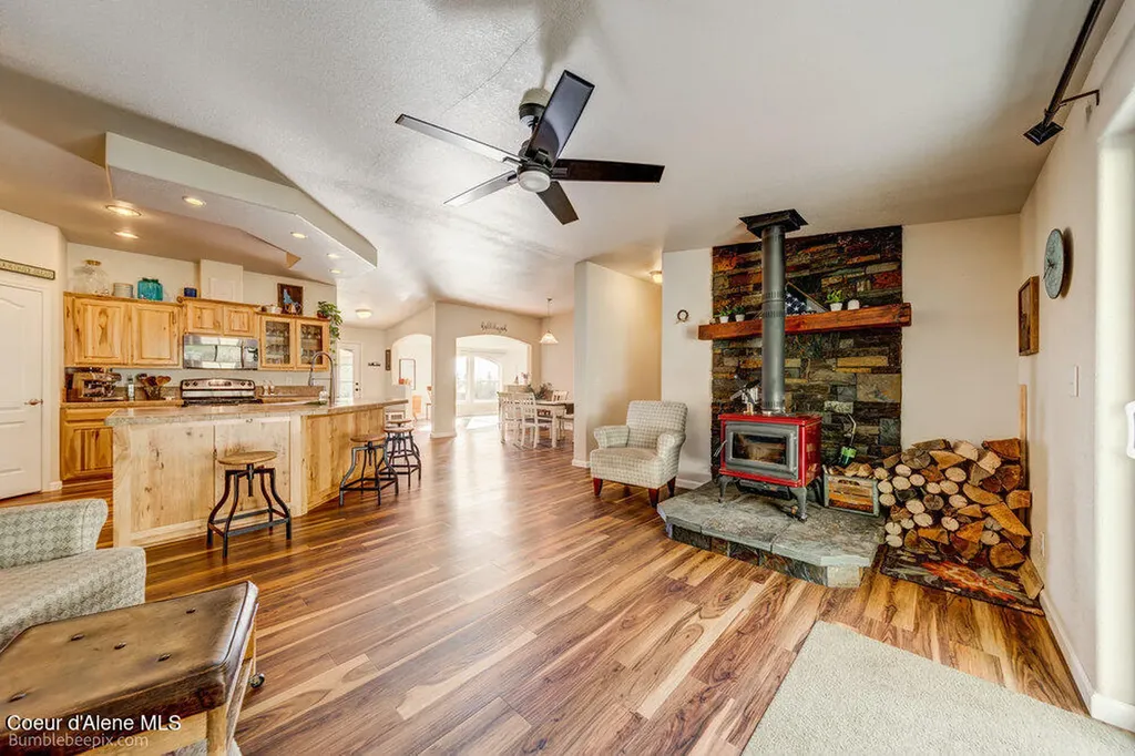 1103 Huckleberry Mountain Road Cocolalla ID 83813