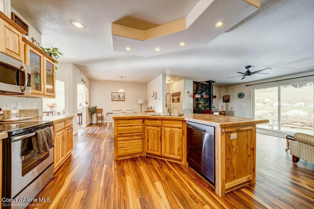 1103 Huckleberry Mountain Road Cocolalla ID 83813