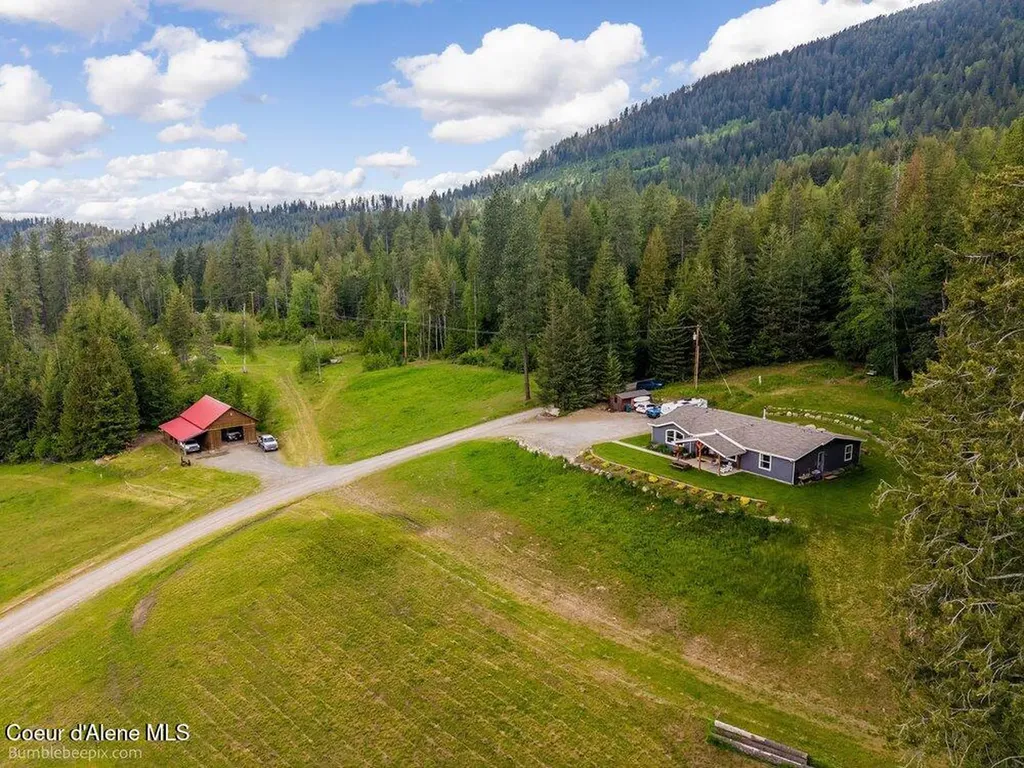 1103 Huckleberry Mountain Road Cocolalla ID 83813