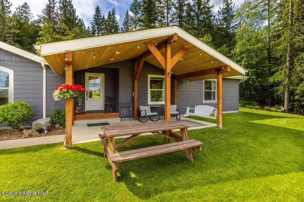 1103 Huckleberry Mountain Road Cocolalla ID 83813