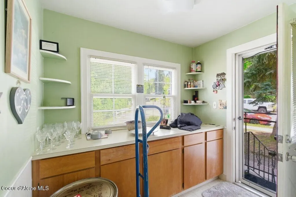 210 E Market Avenue Kellogg ID 83837