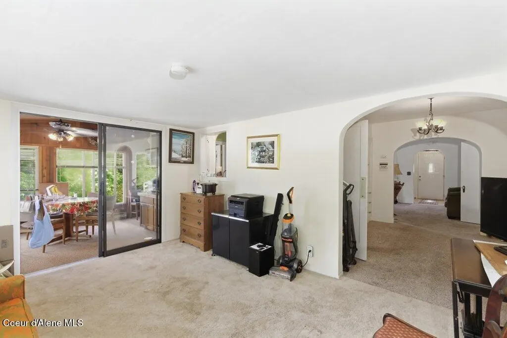 210 E Market Avenue Kellogg ID 83837