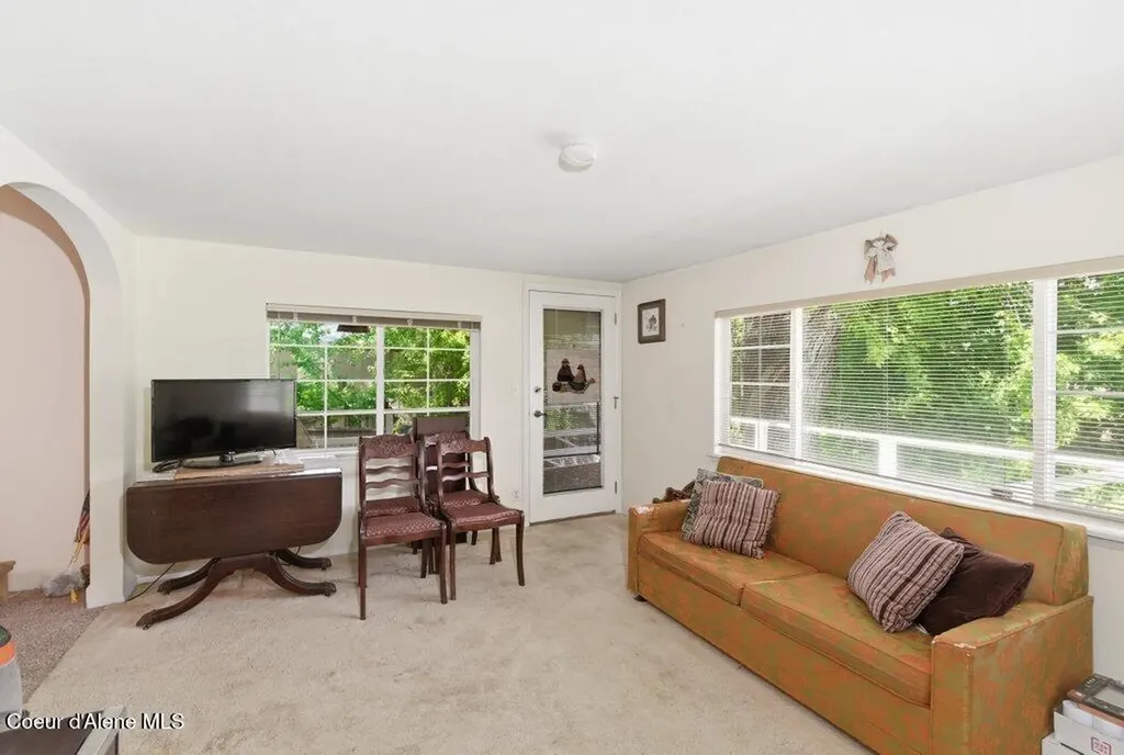210 E Market Avenue Kellogg ID 83837