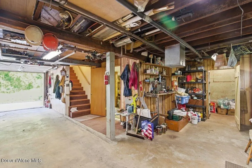 210 E Market Avenue Kellogg ID 83837