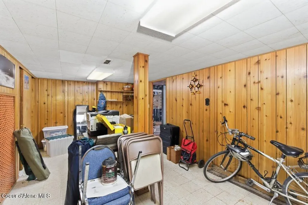 210 E Market Avenue Kellogg ID 83837