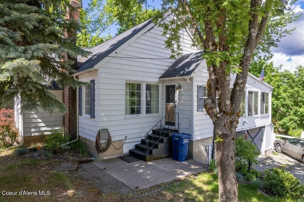 210 E Market Avenue Kellogg ID 83837