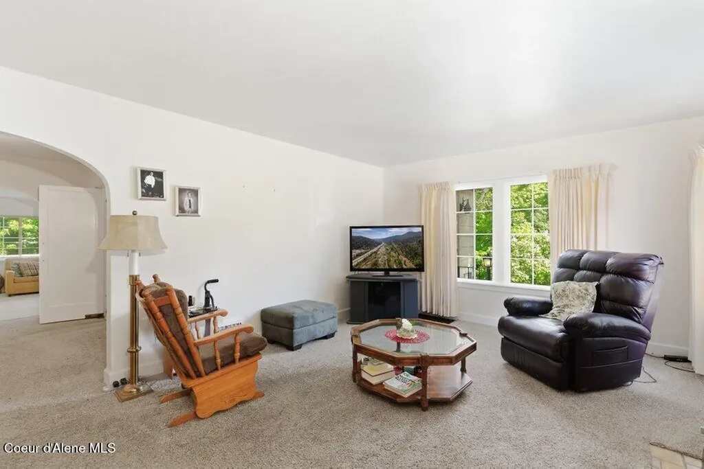210 E Market Avenue Kellogg ID 83837