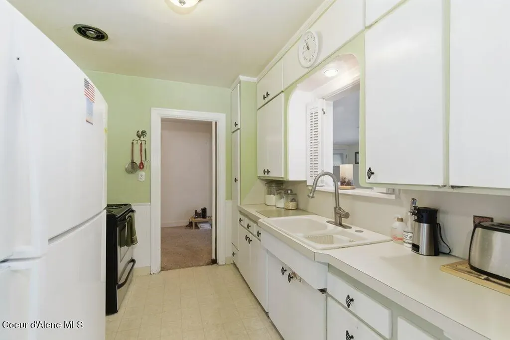 210 E Market Avenue Kellogg ID 83837