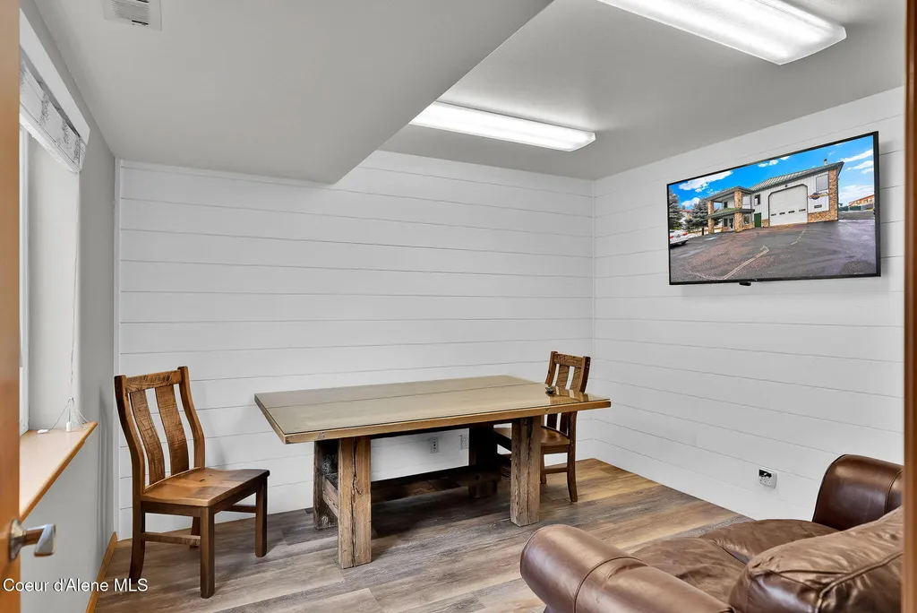 11445 N Reed Road Hayden ID 83835