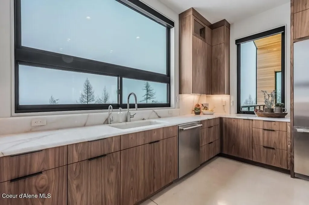 304 Blizzard Drive Sandpoint ID 83864