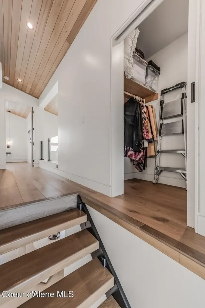 304 Blizzard Drive Sandpoint ID 83864