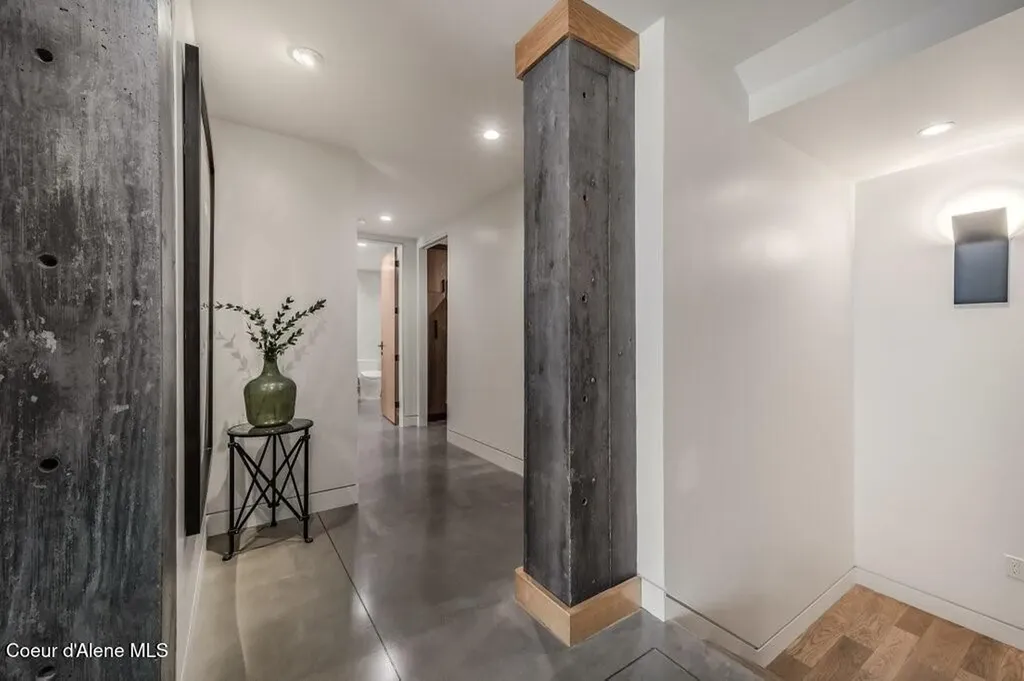 304 Blizzard Drive Sandpoint ID 83864
