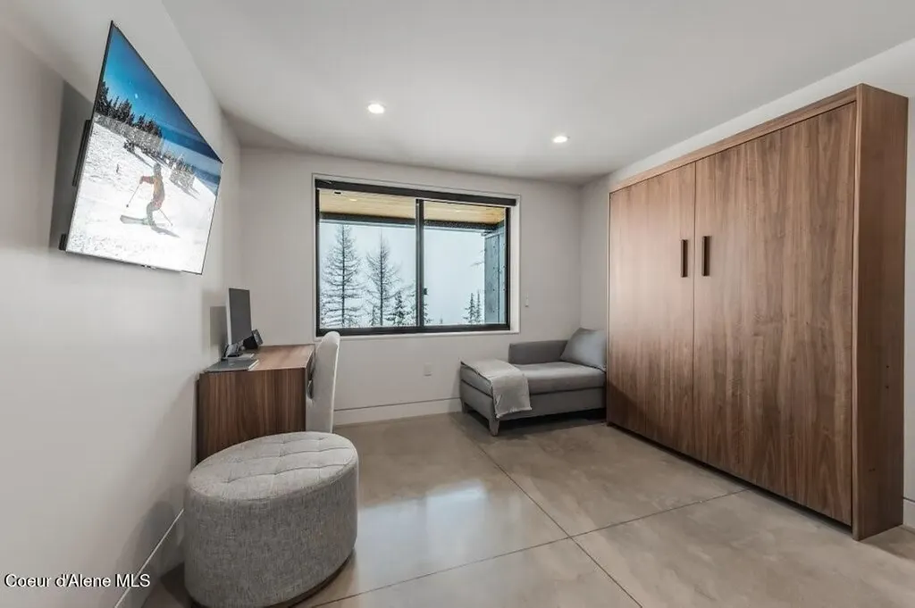 304 Blizzard Drive Sandpoint ID 83864
