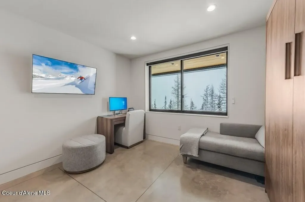 304 Blizzard Drive Sandpoint ID 83864