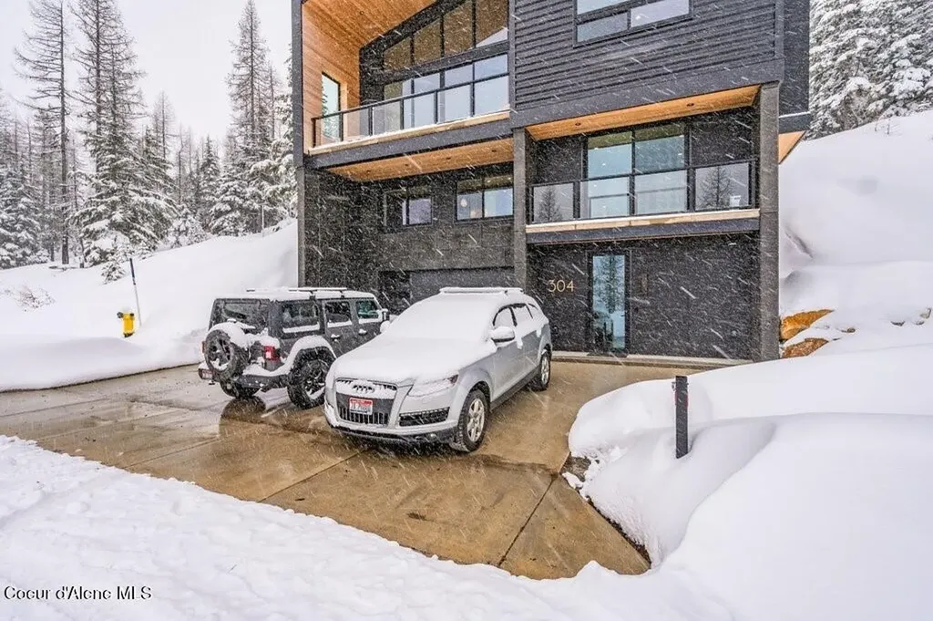 304 Blizzard Drive Sandpoint ID 83864