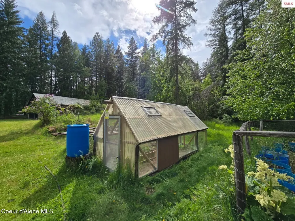 327 Winter Road Moyie Springs ID 83845