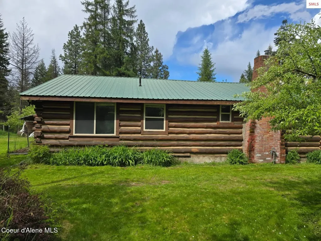 327 Winter Road Moyie Springs ID 83845