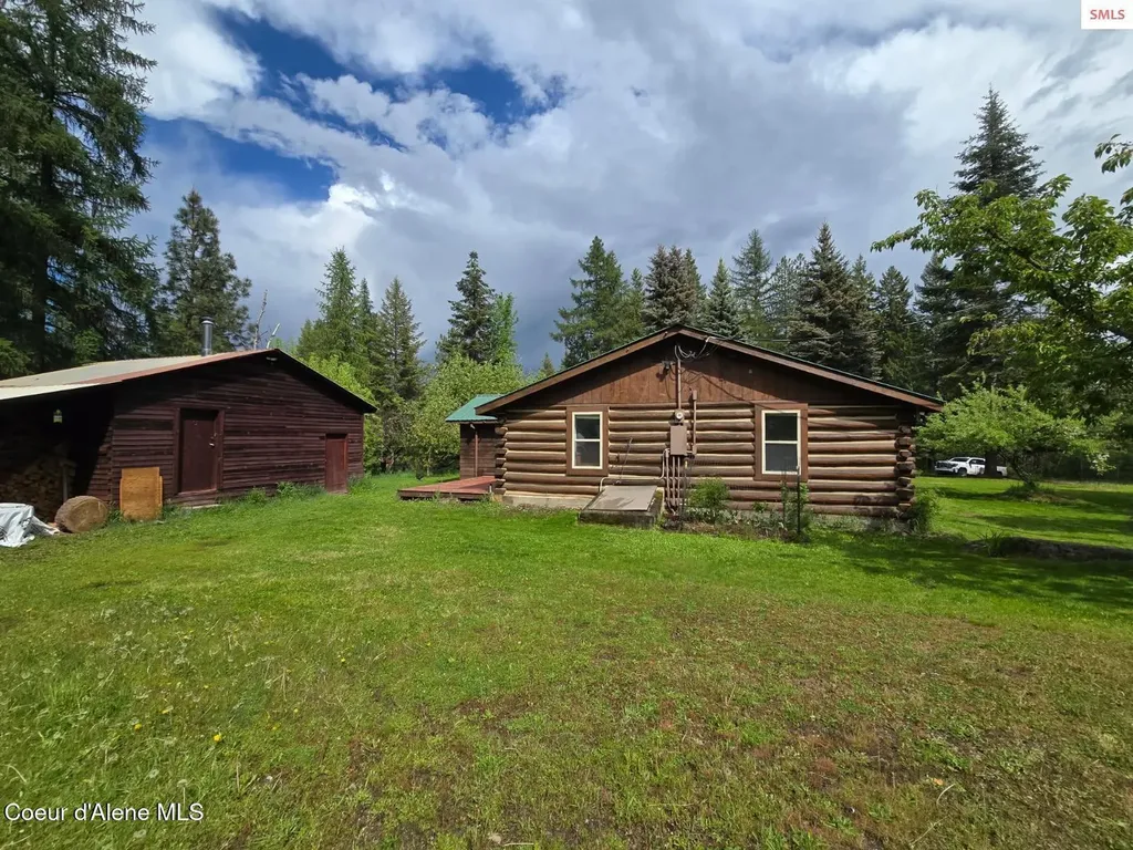 327 Winter Road Moyie Springs ID 83845