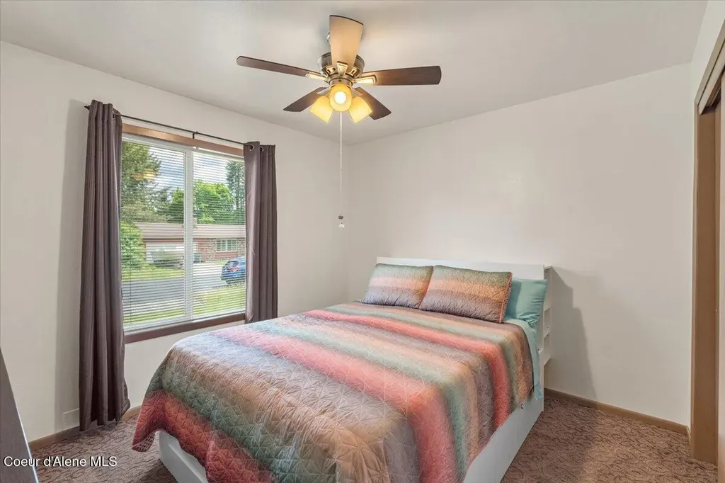 9675 N Valley Way Hayden ID 83835