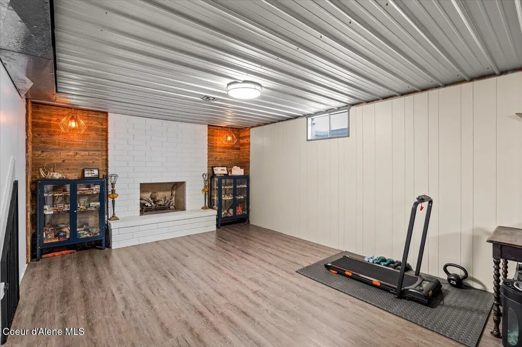 9675 N Valley Way Hayden ID 83835