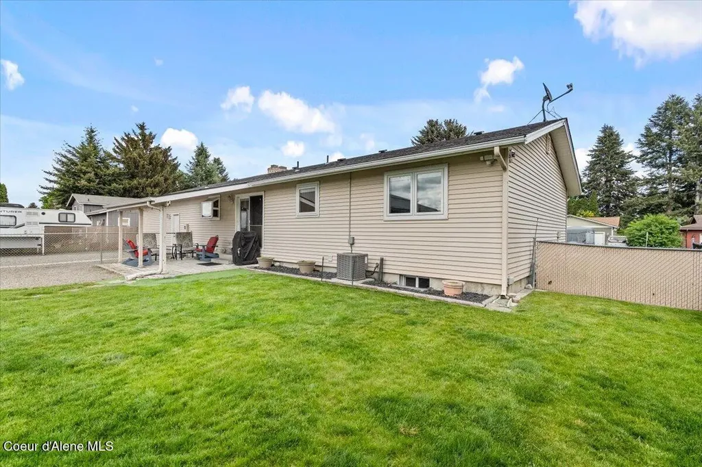9675 N Valley Way Hayden ID 83835