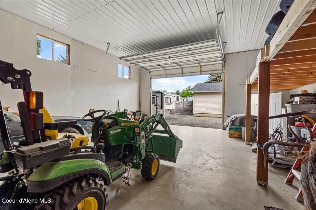 9675 N Valley Way Hayden ID 83835