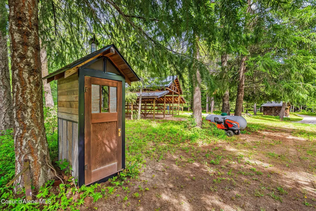 45 Rascals Road Sandpoint ID 83864