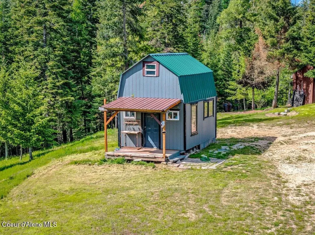 26825 S Cedar Grove Road Harrison ID 83833