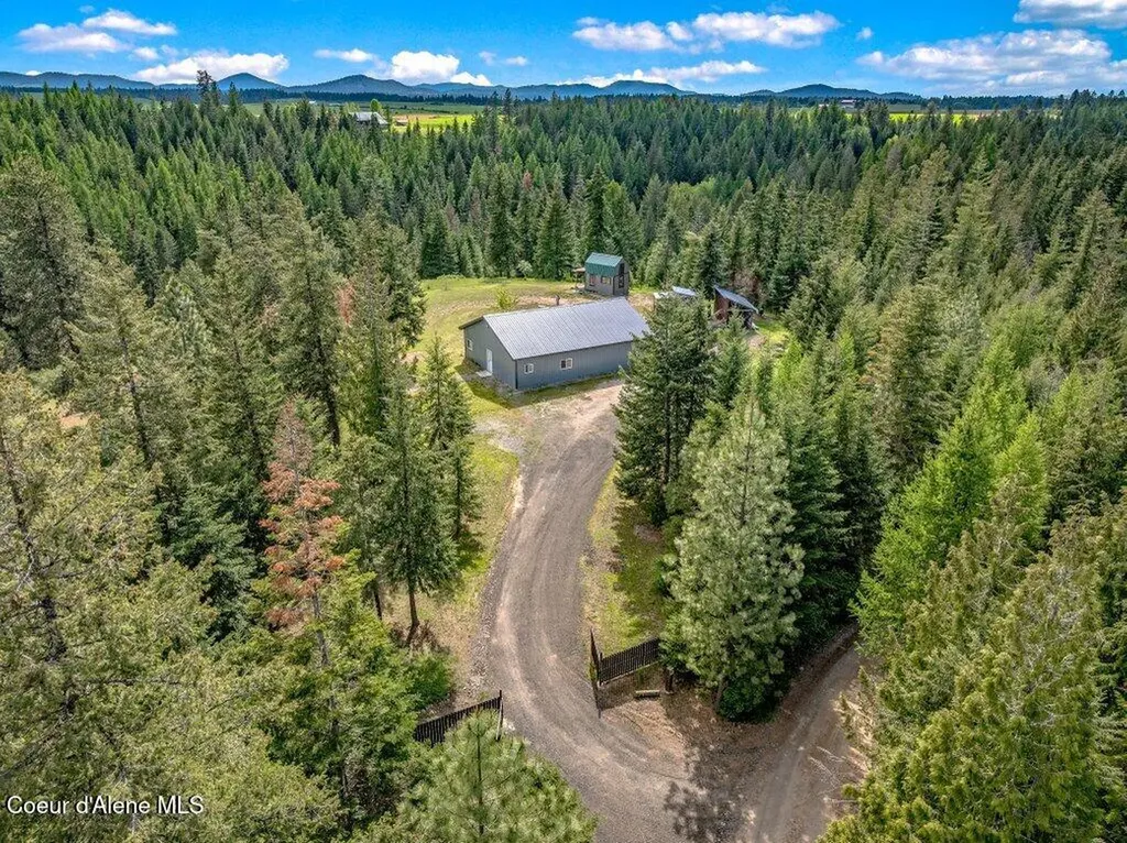 26825 S Cedar Grove Road Harrison ID 83833
