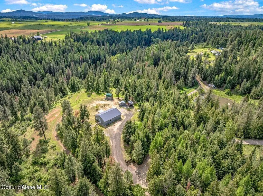 26825 S Cedar Grove Road Harrison ID 83833