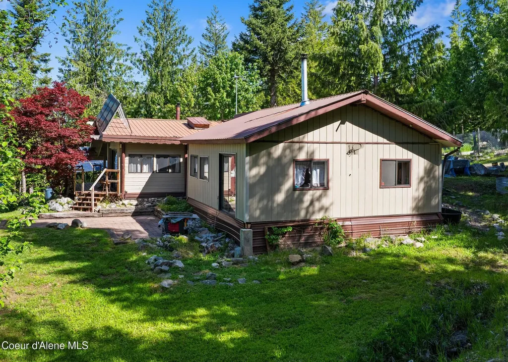 910 Otts Road Sagle ID 83860