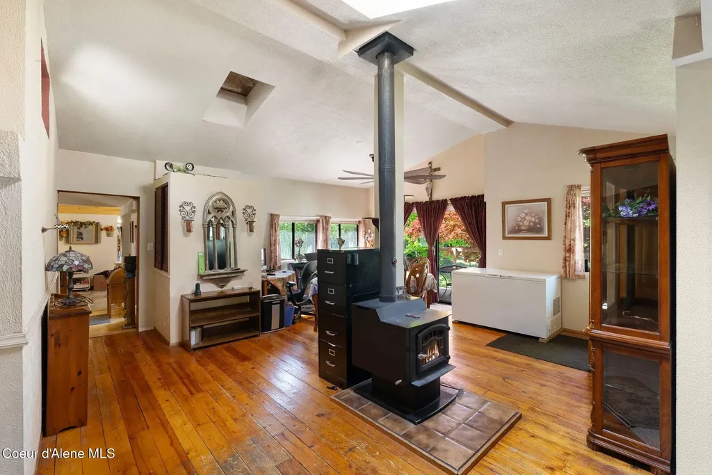 910 Otts Road Sagle ID 83860