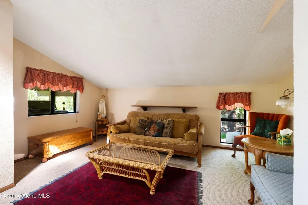 910 Otts Road Sagle ID 83860