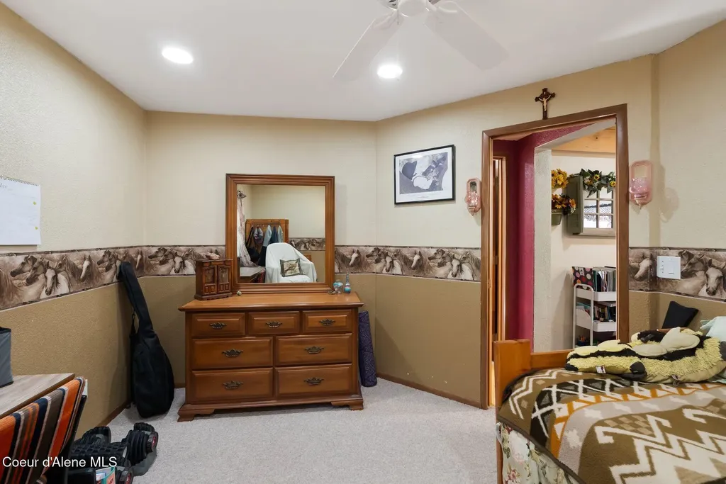 910 Otts Road Sagle ID 83860