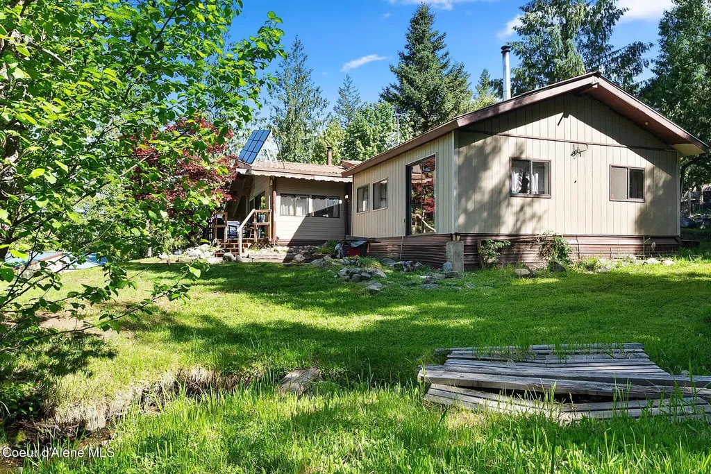 910 Otts Road Sagle ID 83860