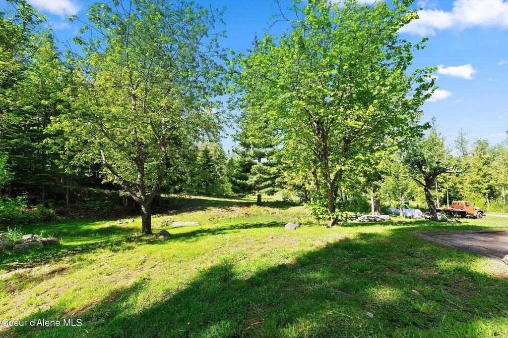 910 Otts Road Sagle ID 83860