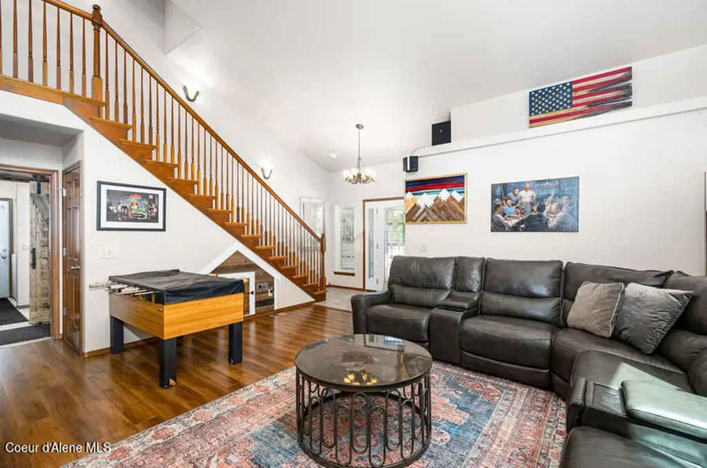 608 Country Club Lane Pinehurst ID 83850