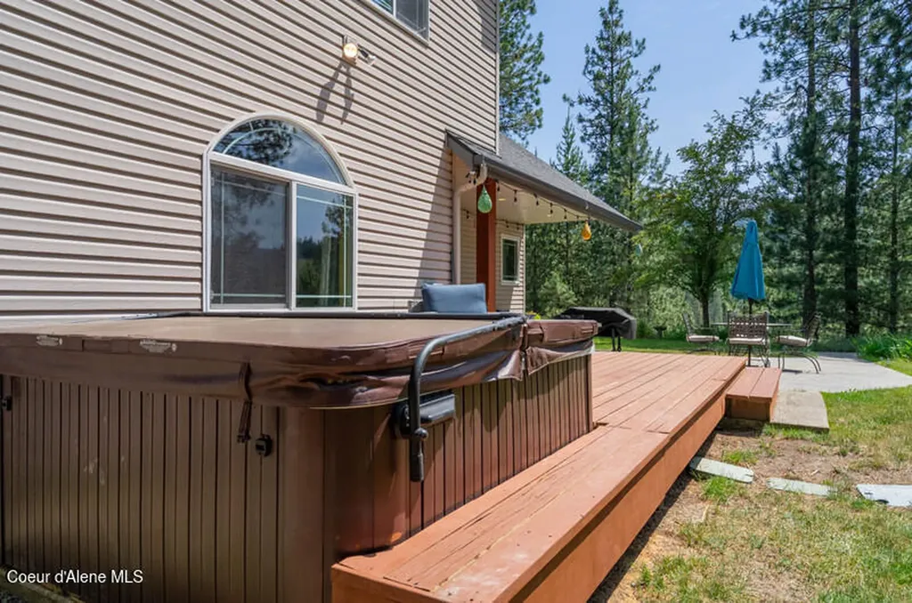 608 Country Club Lane Pinehurst ID 83850