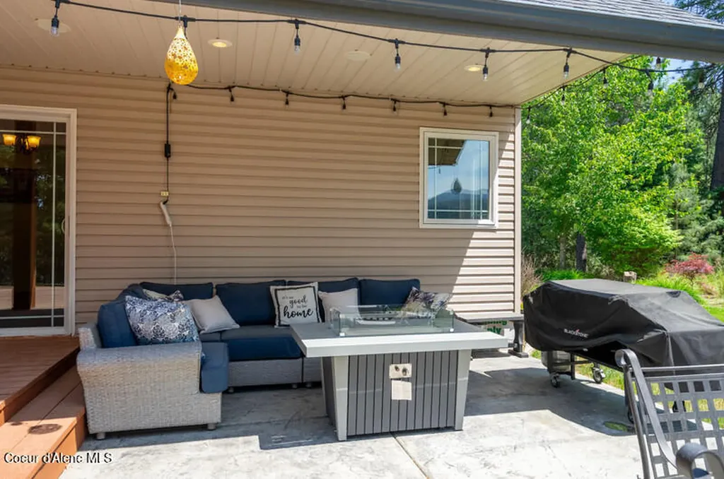 608 Country Club Lane Pinehurst ID 83850