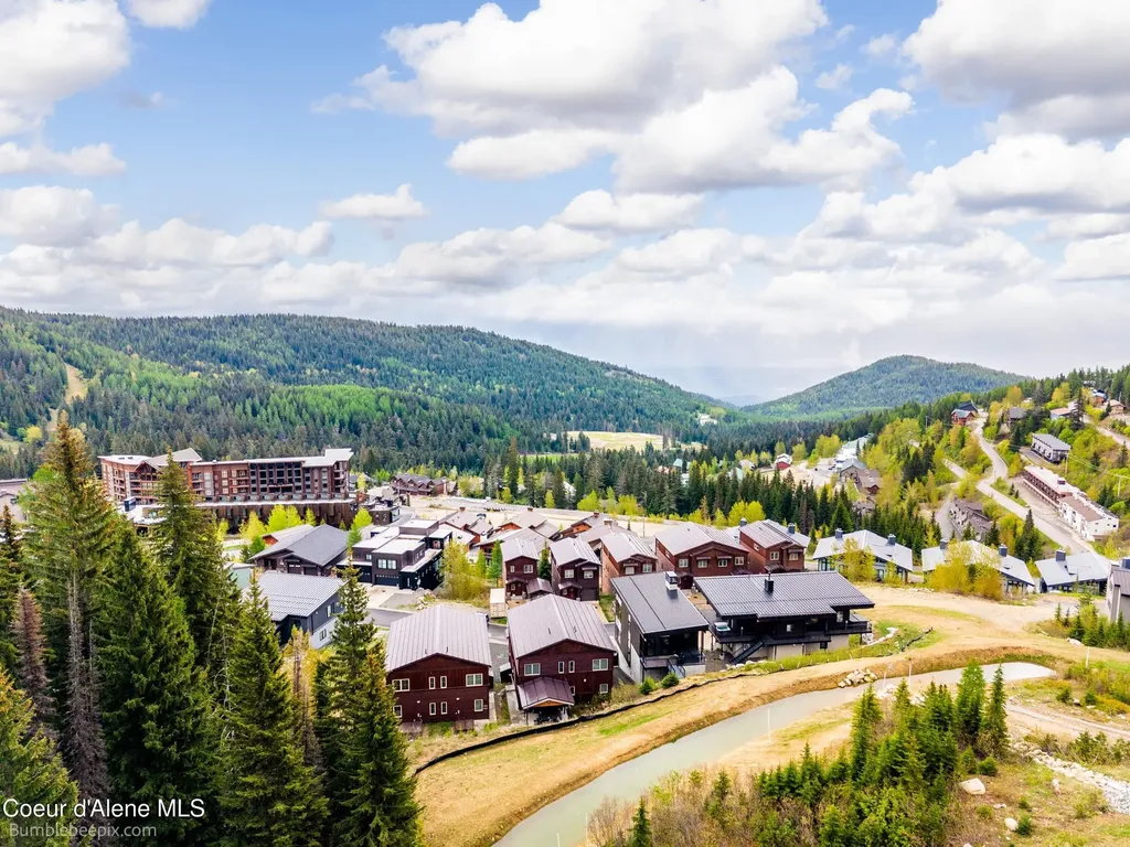 126 Chutes Lane Sandpoint ID 83864