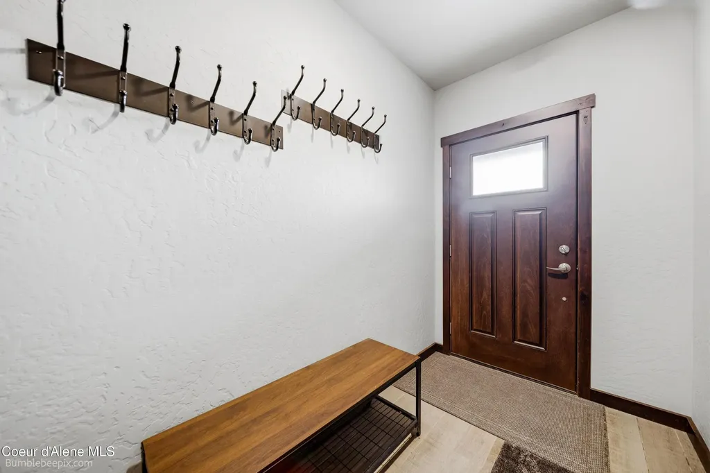 126 Chutes Lane Sandpoint ID 83864