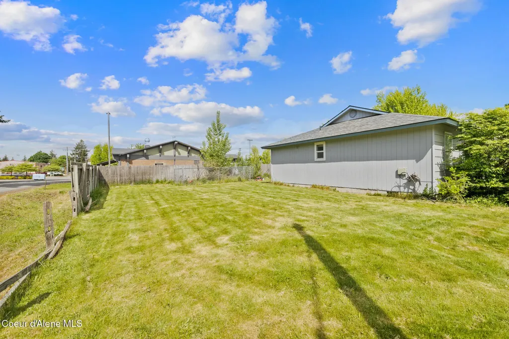 51 & 55 E Ryan Drive Hayden ID 83835