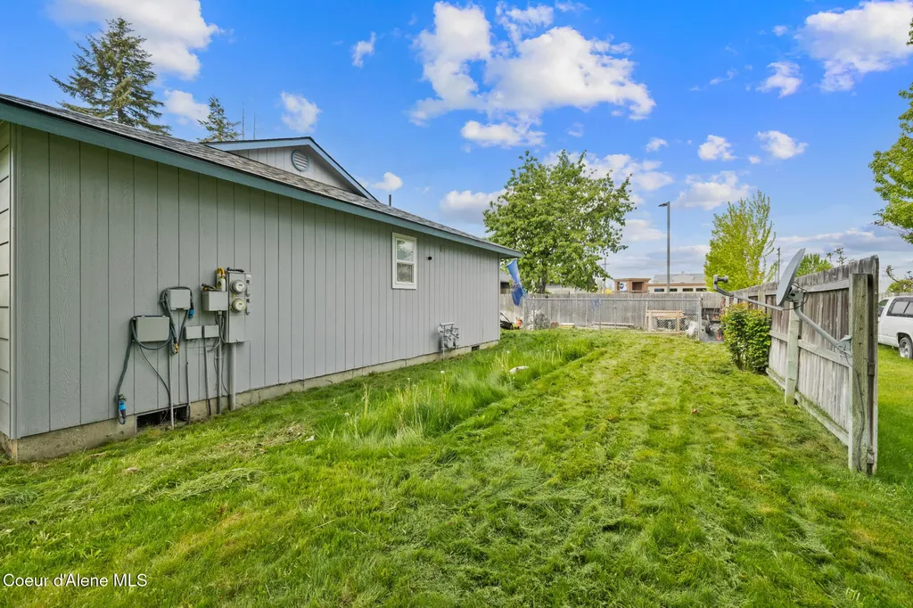 51 & 55 E Ryan Drive Hayden ID 83835