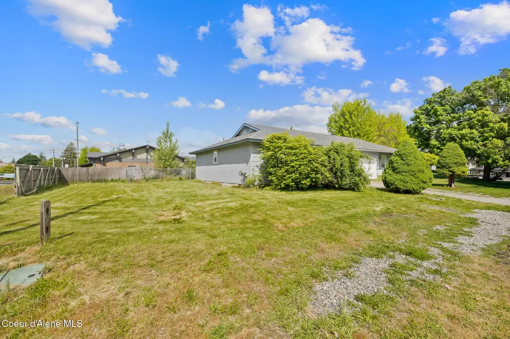 51 & 55 E Ryan Drive Hayden ID 83835