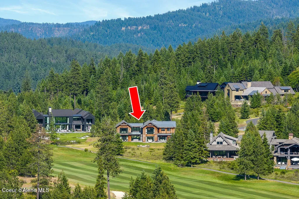 8033 S Gozzer Road Harrison ID 83833