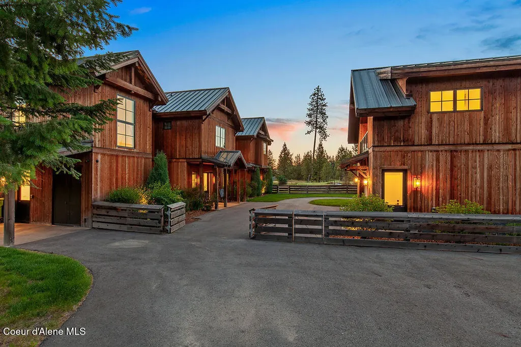 8033 S Gozzer Road Harrison ID 83833