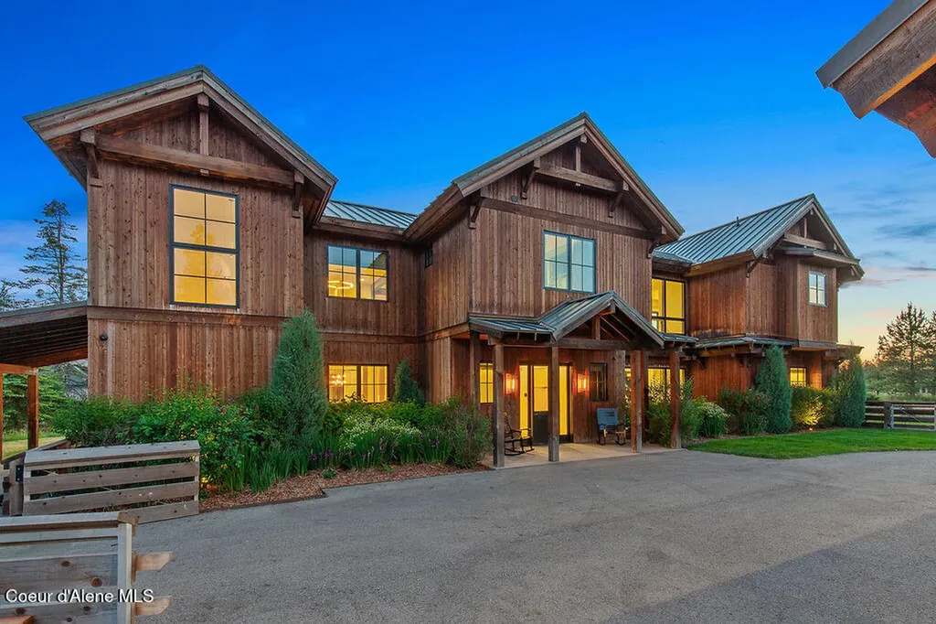 8033 S Gozzer Road Harrison ID 83833